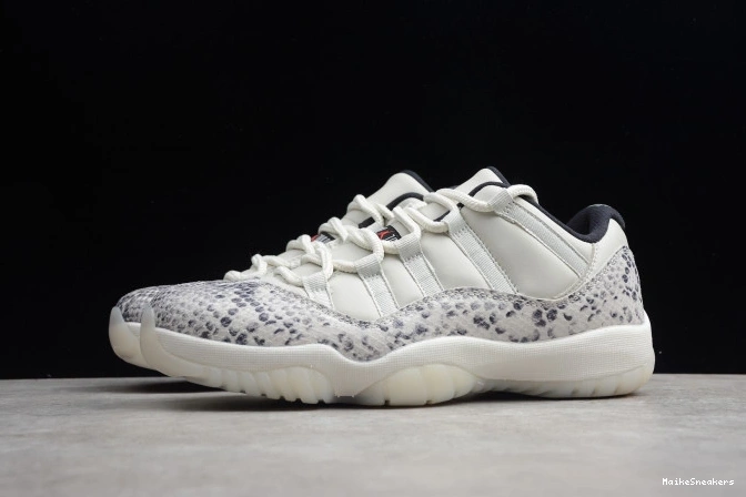 MaikeSneakers Air 11 CD6846-002 Bone SE Jordan Low Snake Light 0630